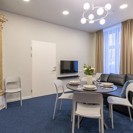 Dandelion Apartments Bruninieku Рига Экстерьер фото